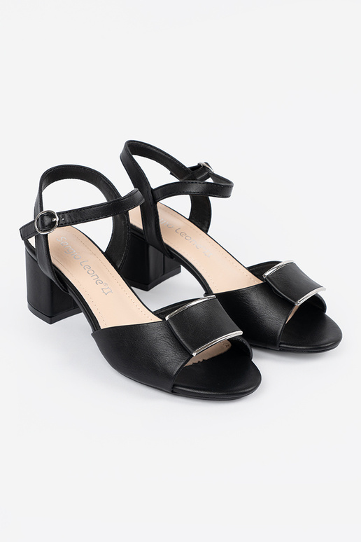 Sandálias femininas de salto alto com... Sandálias femininas de salto alto com...