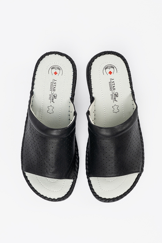 Chinelos com inserções de couro pretos