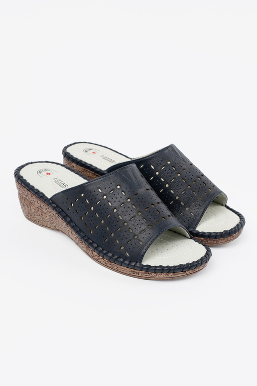 Chinelos femininos em plataforma azuis