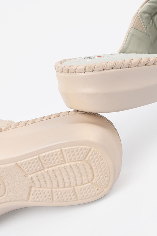 Chinelos com inserções de couro cor...