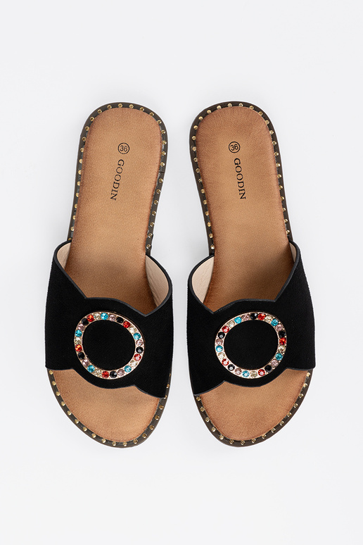 Chinelos femininos com fivelas e... Chinelos femininos com fivelas e...