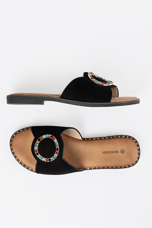 Chinelos femininos com fivelas e... Chinelos femininos com fivelas e...