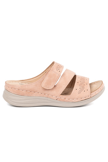 Chinelos de plataforma...