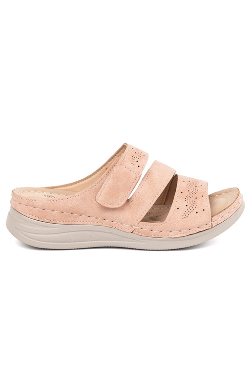 Chinelos de plataforma baixa na cor rosa Chinelos de plataforma baixa na cor rosa