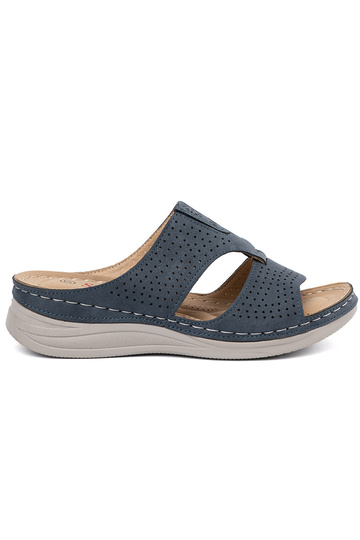 Chinelos confortáveis com...