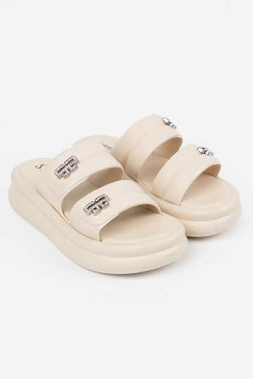 cor de marfim Chinelos... 2