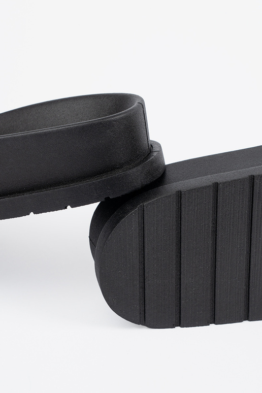 Preto e-cor marrom Chinelos ze... Preto e-cor marrom Chinelos ze...