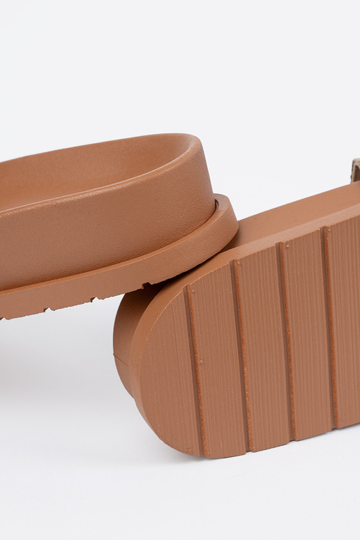 cor marrom Chinelos ze zdobieniem cor marrom Chinelos ze zdobieniem