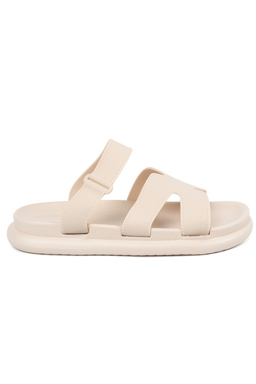 cor de marfim Chinelos...