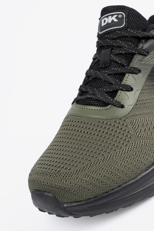 Tênis masculinos na cor cinza