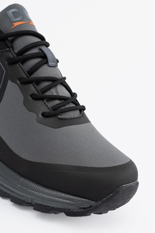 Tênis masculinos na cor caqui