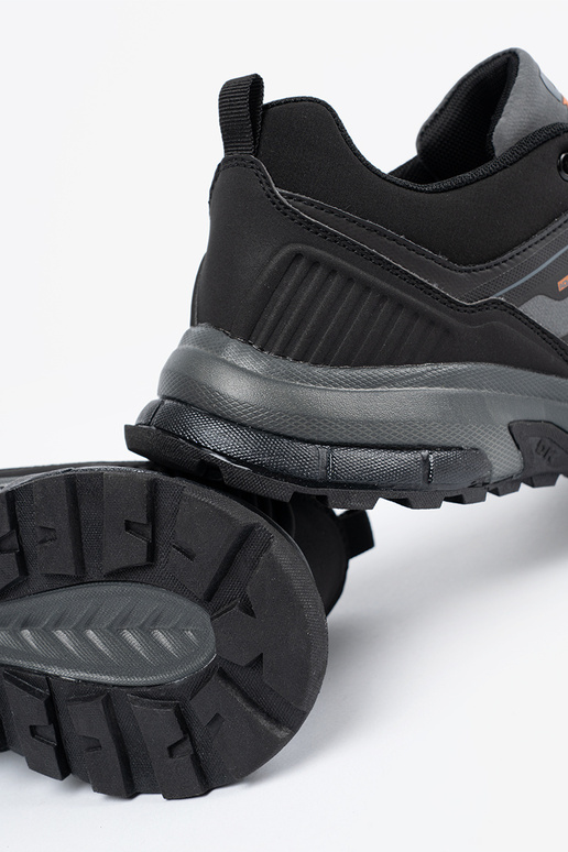 Tênis masculinos na cor caqui