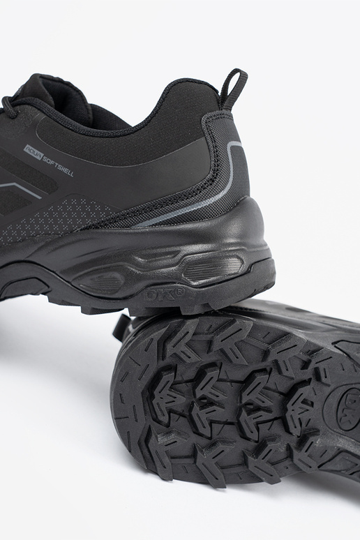 Tênis leves de estilo esportivo...