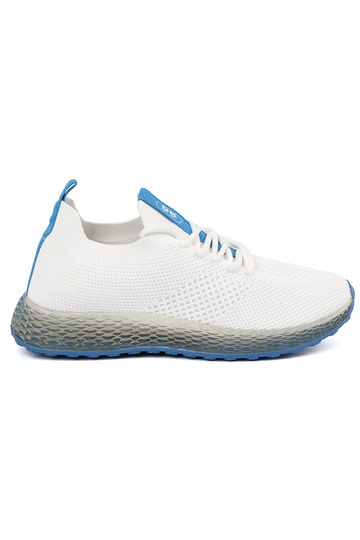 cor branca calçado...