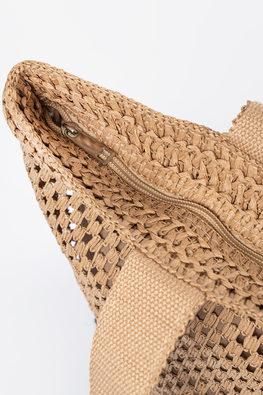 Chinelas femininas pretas com...