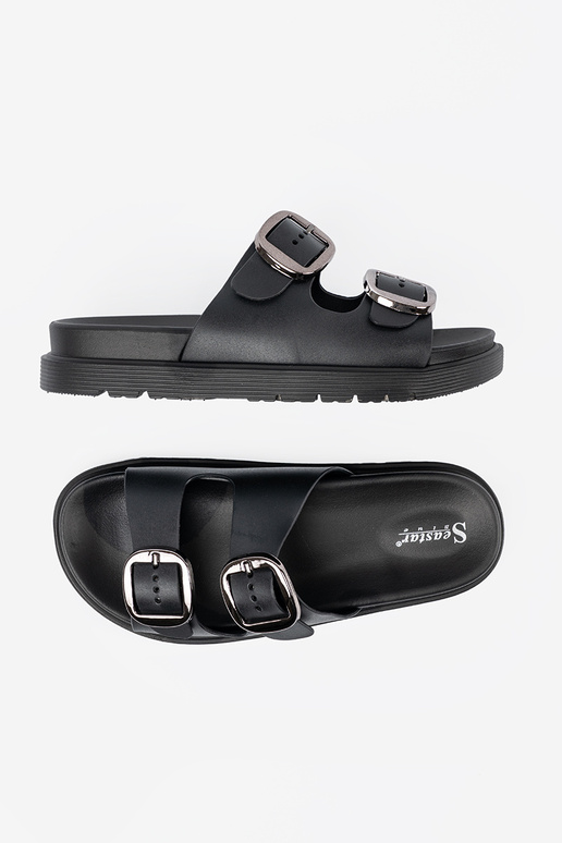 Chinelos cor preta ze pratami klamrami Chinelos cor preta ze pratami klamrami