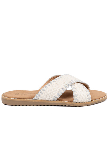 cor branca Chinelos trança...