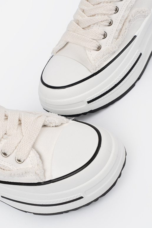 Sapatos femininos brancos com plataforma Sapatos femininos brancos com plataforma