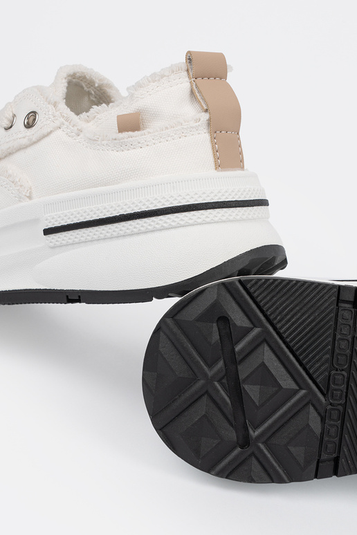 Sapatos femininos brancos com plataforma Sapatos femininos brancos com plataforma