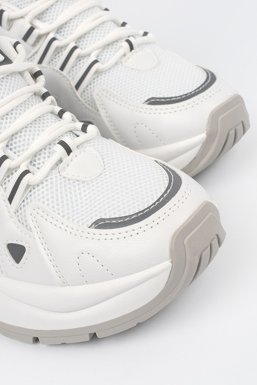 Sapatos femininos brancos com plataforma Sapatos femininos brancos com plataforma