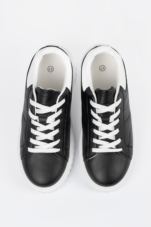 Sapatos esportivos femininos pretos...