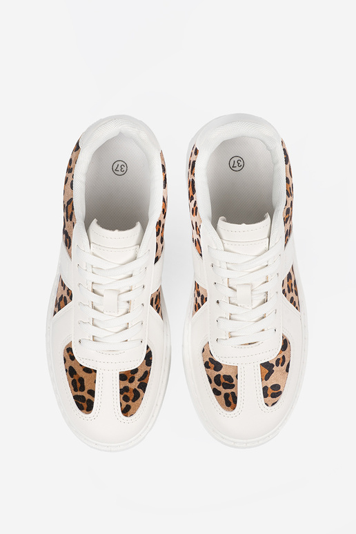 cor branca À modalo de tênis z... cor branca À modalo de tênis z...