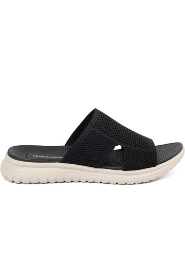 Sapatos pretos femininos...