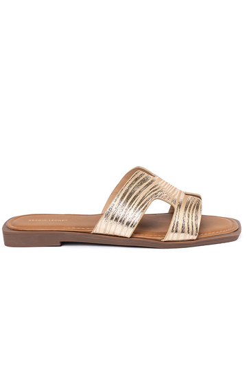 Chinelos dourados com ponta...