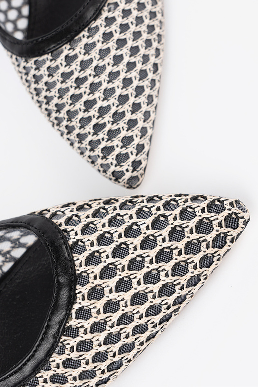 Sapatos de salto alto vazados de...