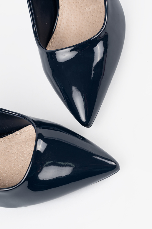 Salto alto azul marinho envernizado