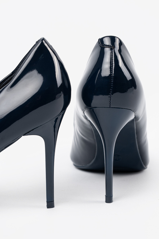 Salto alto azul marinho envernizado