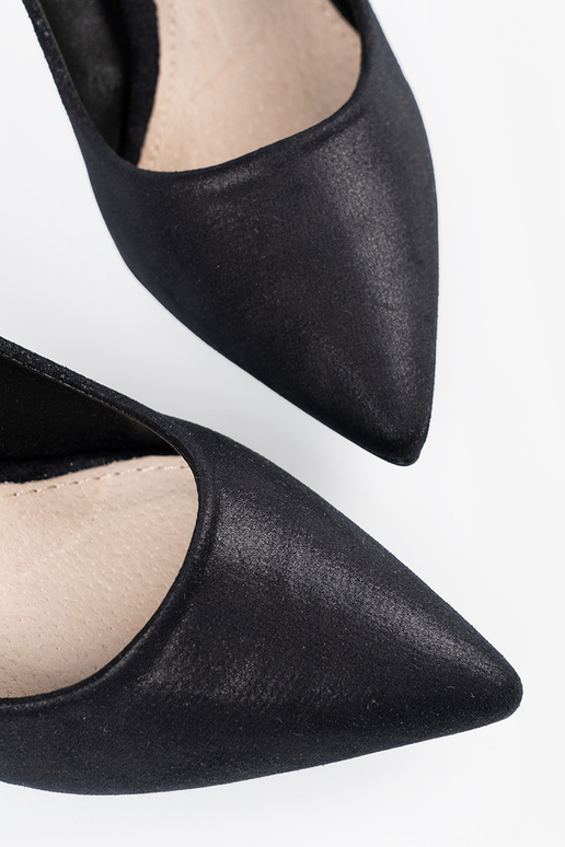 Sapatos de salto em camurça pretos