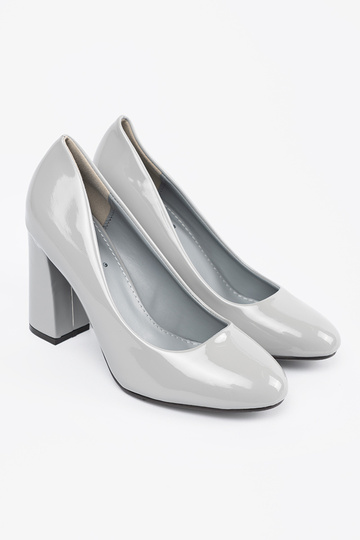 Sapatos de salto... 2