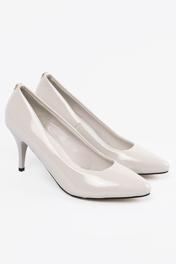 Sapatos de salto cinzas 2