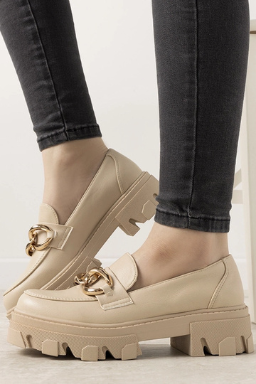 Mocassins na cor areia com... 2