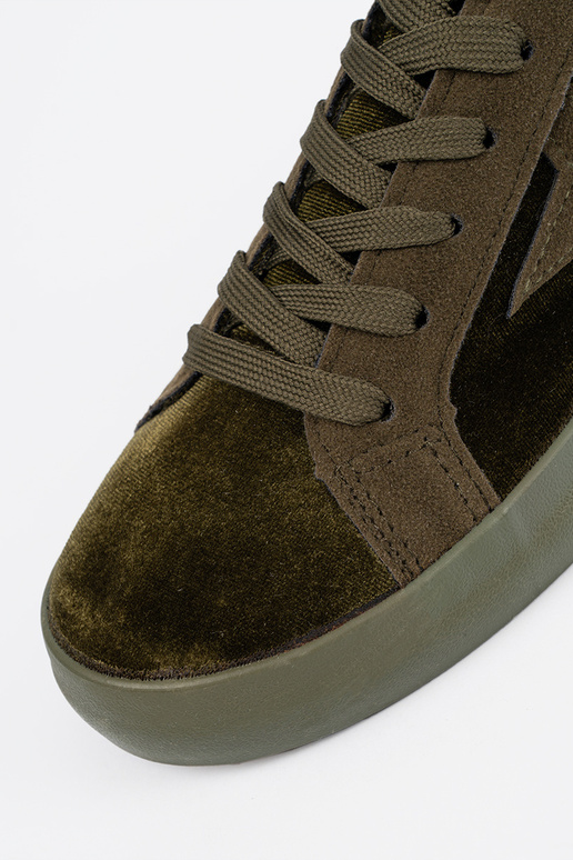 cor cáqui Sapatos femininos com um asterisco cor cáqui Sapatos femininos com um asterisco