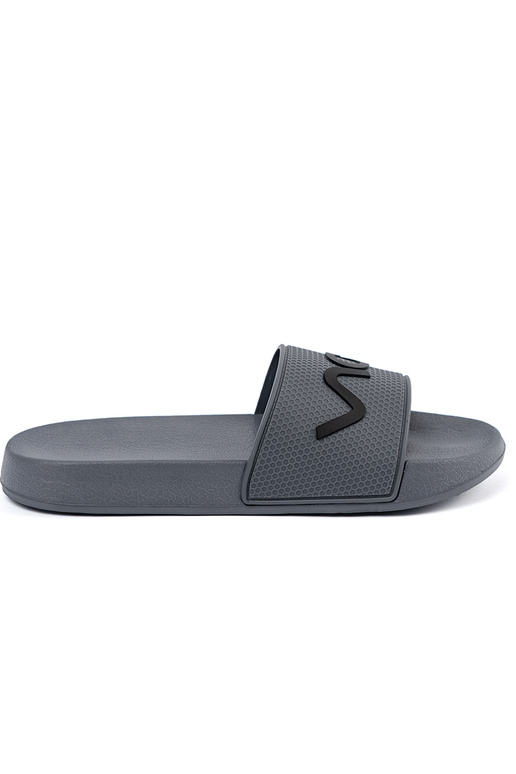 cor cinza Chinelos com uma nota