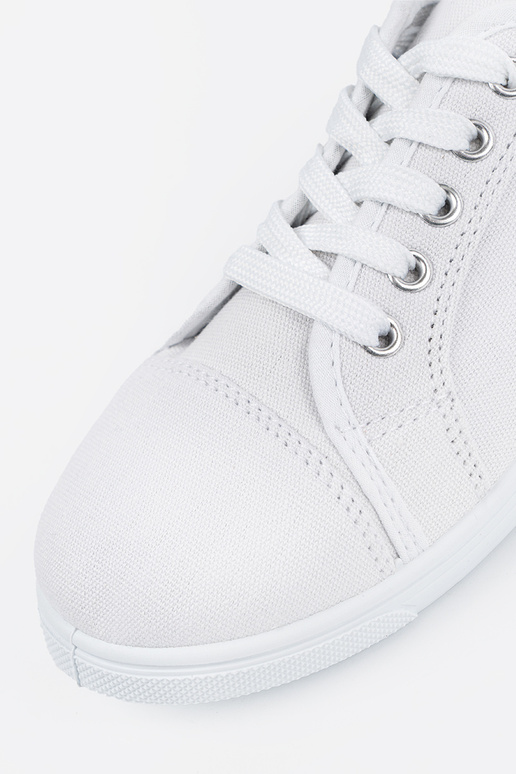 cor branca um clássico sapato cor branca um clássico sapato