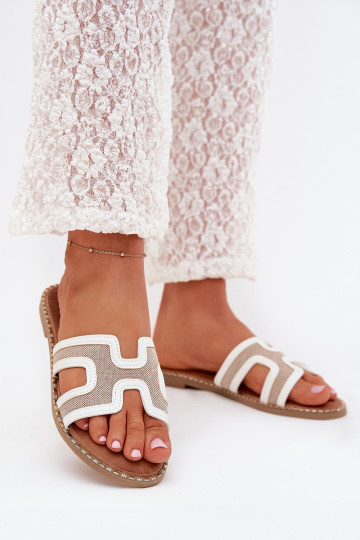 Chinelos femininos com salto largo cor branca Vereya 2