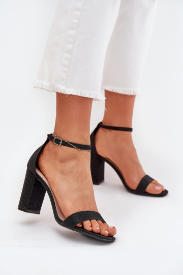 com brilho Sandálias femininas de salto alto cor preta Kavina