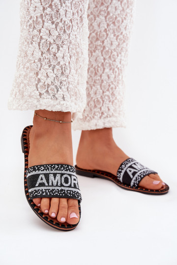 Chinelos femininos com saltos largos e decoração Amore na cor preta Avelina 2