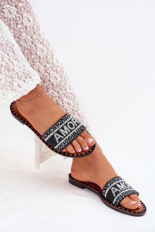 Chinelos femininos com salto largo Com decoração Amore cor preta Avelina