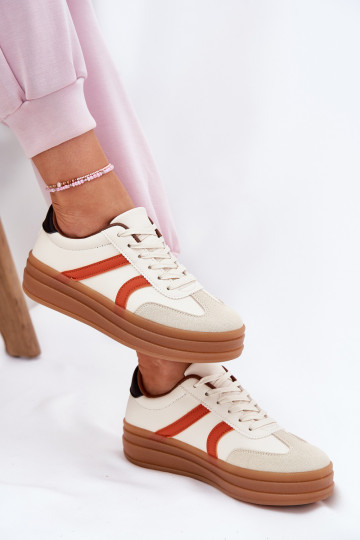 À modalo de tênis Feminino com uma plataforma bege Tolianna