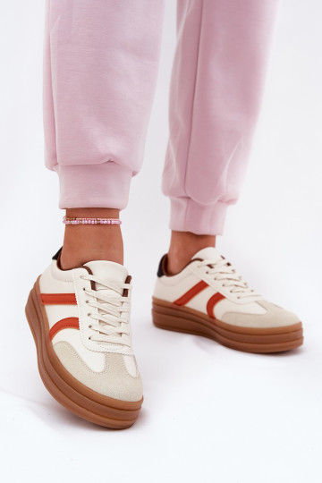 À modalo de tênis Feminino com uma plataforma bege Tolianna 2