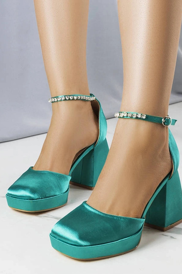 Sapatos verdes decorados com zircônias Jodi 2