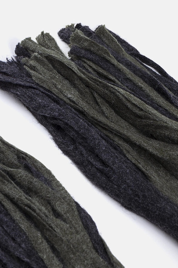 Cachecol verde e cinza com...