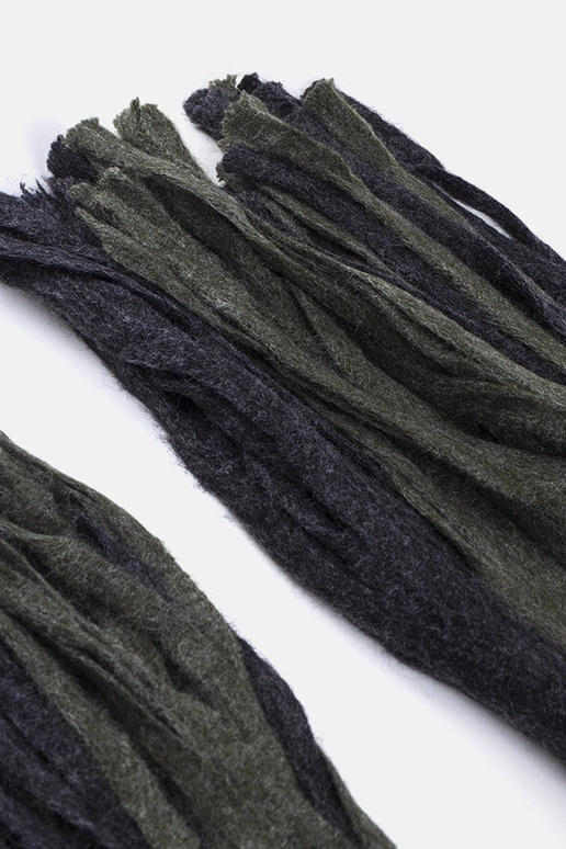 Cachecol verde e cinza com franjas Lana