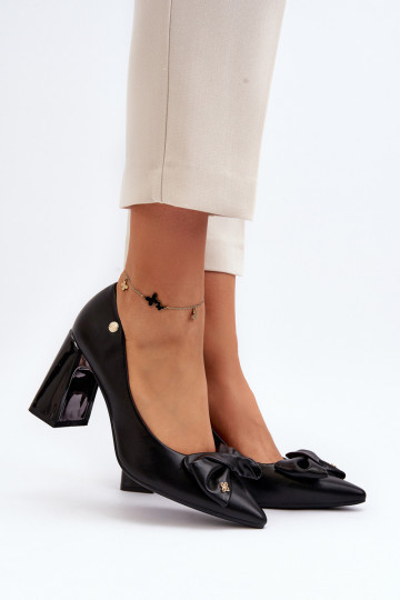 Sapatos de salto alto com laços pretos Ariemessa 2