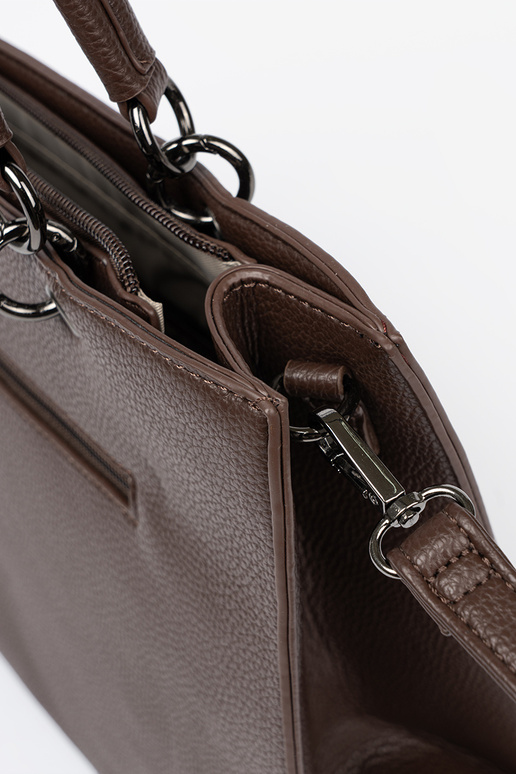 Compradorka kaParaoParaa z tłoczonym napisem