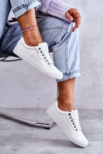 Tênis femininos de couro baixos Big Star KK274005 brancos
